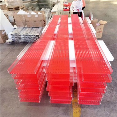 Vidro de perfil u padronizado